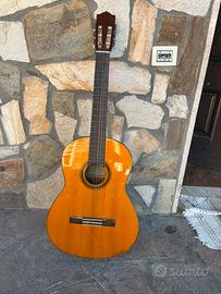 chitarra yamaha