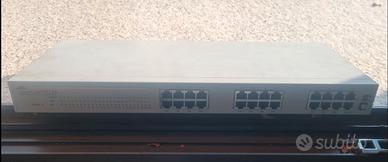 Switch Allied Telesyn CentreCOM FS724i 24 porte