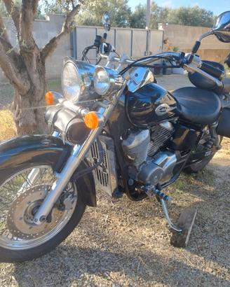 Honda Shadow VT 750