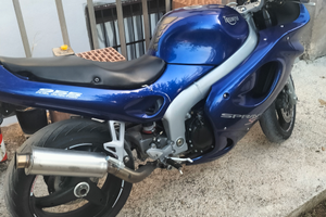 Moto Triumph 955 st