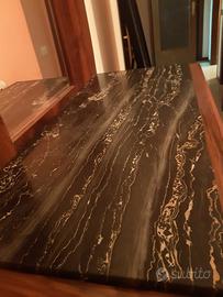 Mobile antico per camera