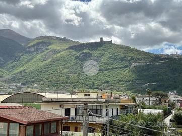 4 LOCALI A SANT'ANTONIO ABATE