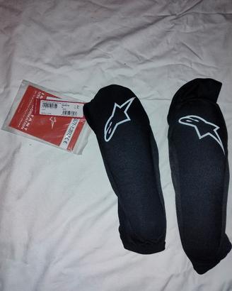 ginocchiere alpinestars paragone plus