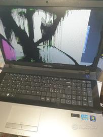 Portatile Samsung np300 E7A, schermo rotto