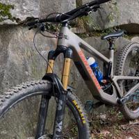 Santa Cruz Megatower V2 CC X01 L