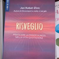 Una serie di libri vari