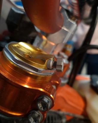 Viti spurgo aria in ERGAL per forcelle WP e Ohlins