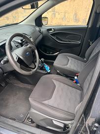Ford Ka+ 1.2 benzina,23500 km,privato.