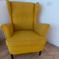 Poltrona gialla ikea