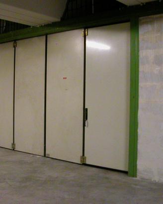 GARAGE 100mq a MANTOVA quartiere BORGOCHIESANUOVA