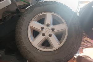 cerchi e gomme 16" Jeep Wrangler JK