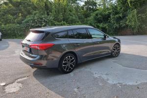 Ford Focus SW Station Wagon - Cambio Automatico