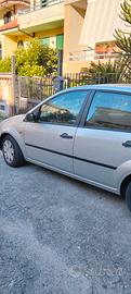 Ford Fiesta grigio 1600 cc