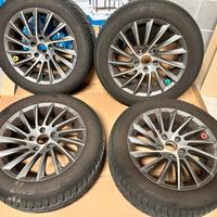 Pneumatici ruote cerchi 205/55R16