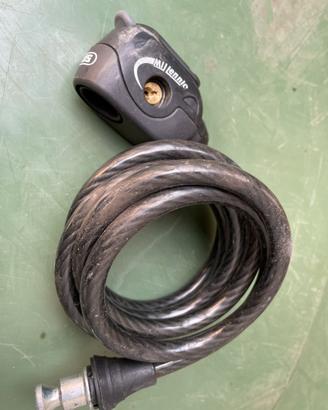 Lucchetto alta sicurezza, anti taglio, antiscasso