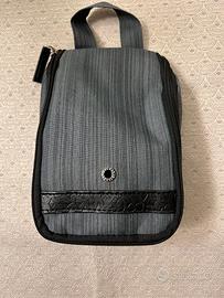 Trousse da viaggio di Emirates Bulgari