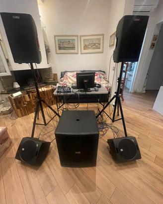 Impianto per karaoke e dj set