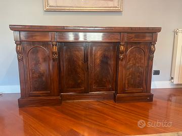 Madia in legno antico