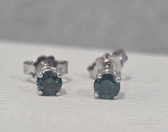Orecchini  oro diamanti blu 0.40 ct