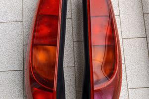 Coppia fanali posteriori Punto Classic 2009