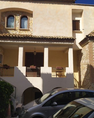 Villa composta da 2 superfici indipendenti