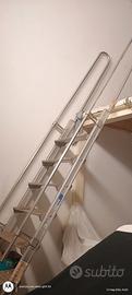 Ampio box con soppalco di 18 mq, finestrato