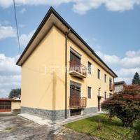 Indipendente Quadrifamiliare Libera Subito!