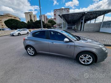 Giulietta 1.4 tb 105 cv E6 neo patentati 