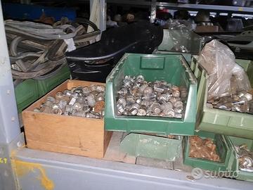 Viti - Bulloni - Dadi Per Cerchi - Cerchioni Auto