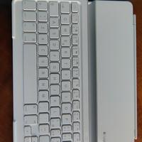 Tastiera cover Logitech bluetooth per IPad
