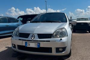 Clio 2 RS 182 Cup