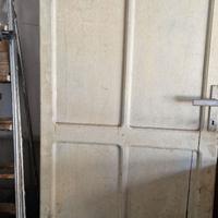 Porta  vecchia da cantina