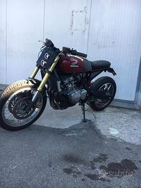 Honda Hornet 2002 café racer