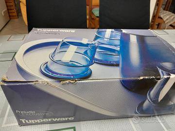 Tupperware set