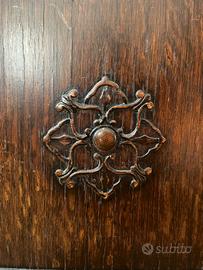 Credenza in legno massello
