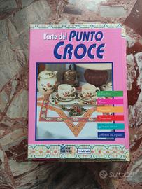 enciclopedia punto a croce 4 volumi 52 inserti