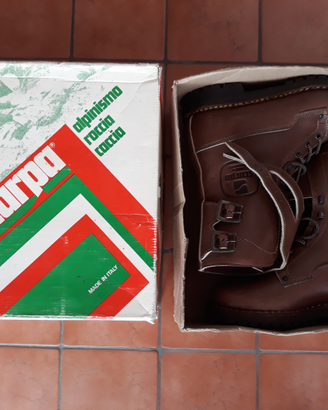 Scarponi anfibi in cuoio,suola vibram SCARPA 41