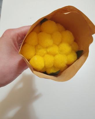 Mazzolino di mimose finte