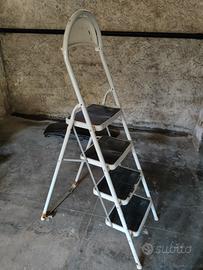 scala domestica 