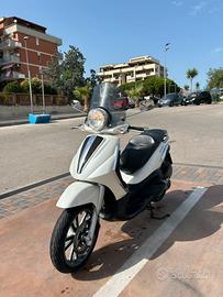 Beverly tourer 125