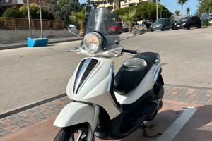 Beverly tourer 125