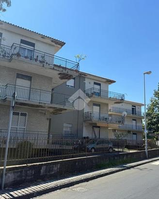 5 LOCALI A RIPOSTO