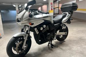 Yamaha Fazer 600 (2000) - solo 20.000 km - ASI