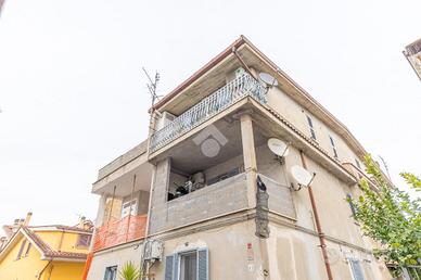 3 LOCALI A GUIDONIA MONTECELIO