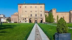 Monolocale IN ZONA PILOTTA - CON BALCONE