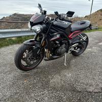 Street Triple 765 R 2017 - 16000km full accessori