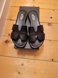 Ciabatte pelle nera Donna 