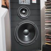 Diffusori JBL TLX-18