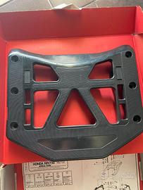 piastra porta bauletto GIVI per Honda ATwin