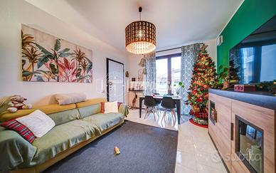 TRE LOCALI RISTRUTTURATO CON DOPPI SERVIZI!!